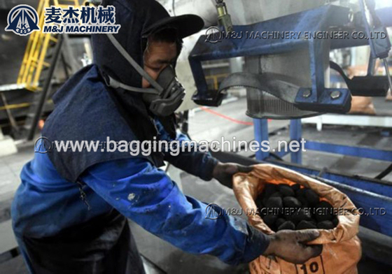 25kg 50kg Coal Packaging Machine with User-friendly Controls and 2.2kw Power