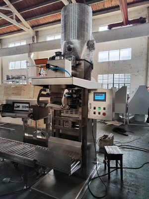 Electric Semi-automatic Vertical Stand-up Pouch Packing Machine for Paper Packaging